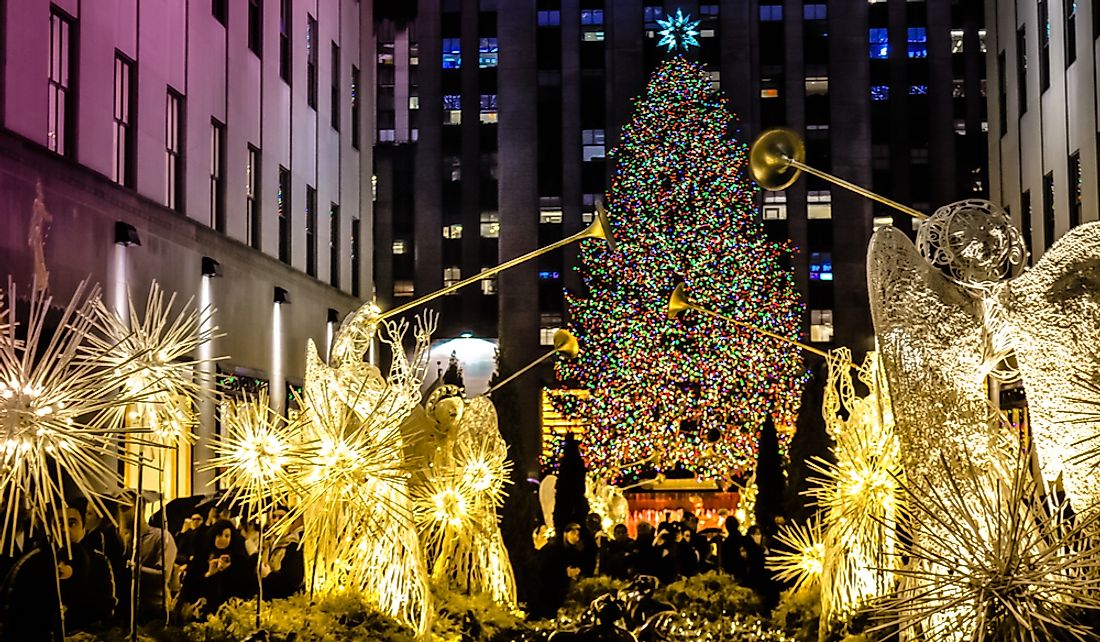 New York S Christmas Decorations When And Where To See Them Stylish