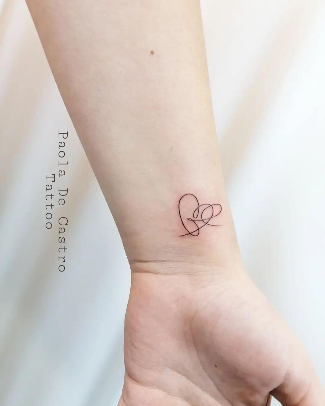 10 Best Minimalist Abstract Tattoo Ideas That Will Blow Your Mind