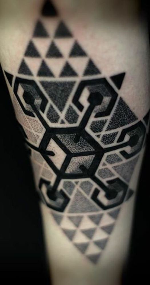 100 Amazing Dotwork Tattoo Ideas That You Ll Love Geometric Tattoo