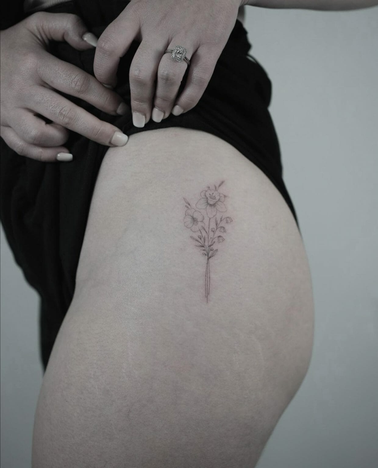 101 Best Minimalist Simple Hip Tattoos Ideas That Will Blow Your Mind