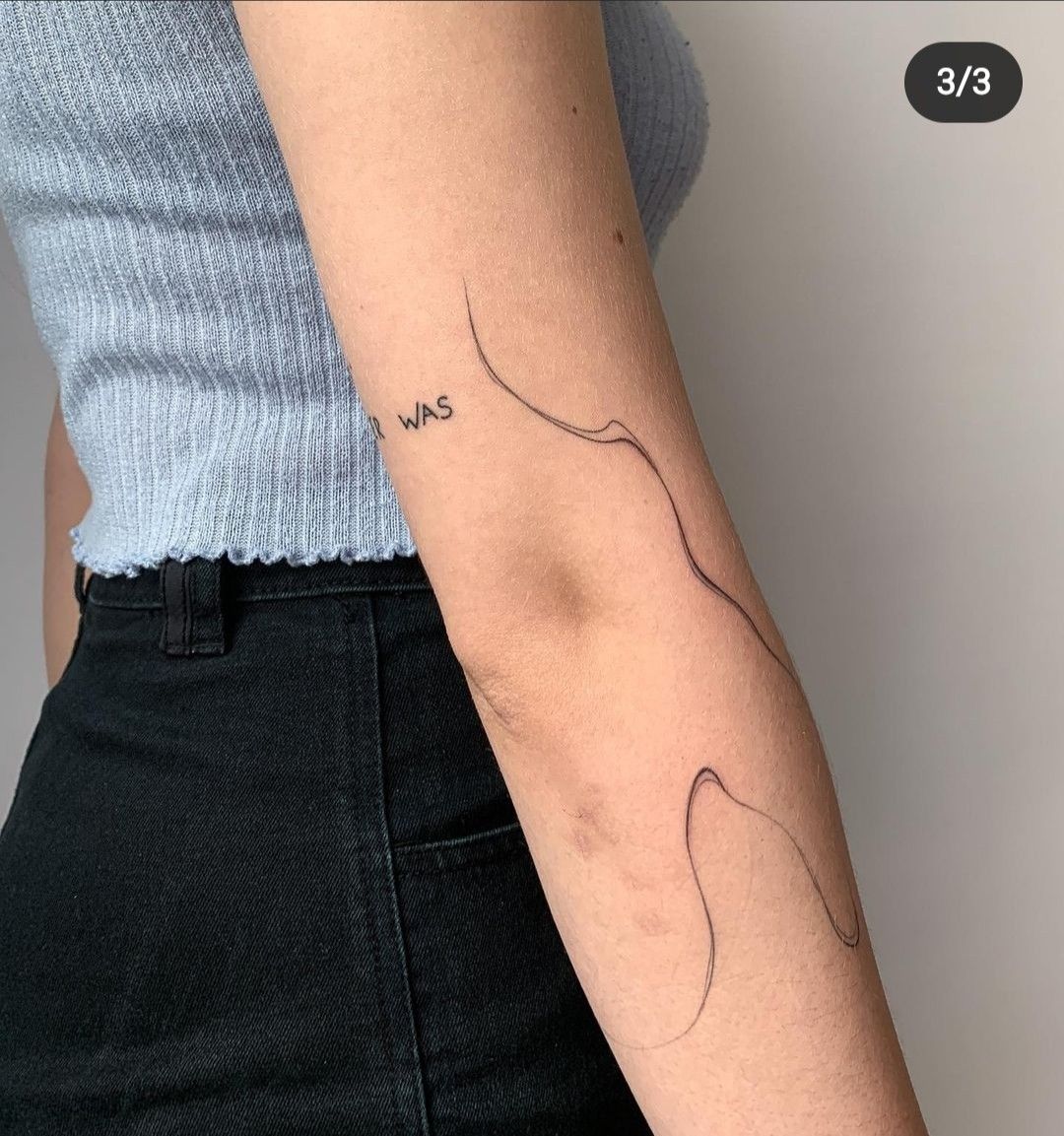 12 Simple And Chic Line Tattoo Designs You Won T Regret Getting