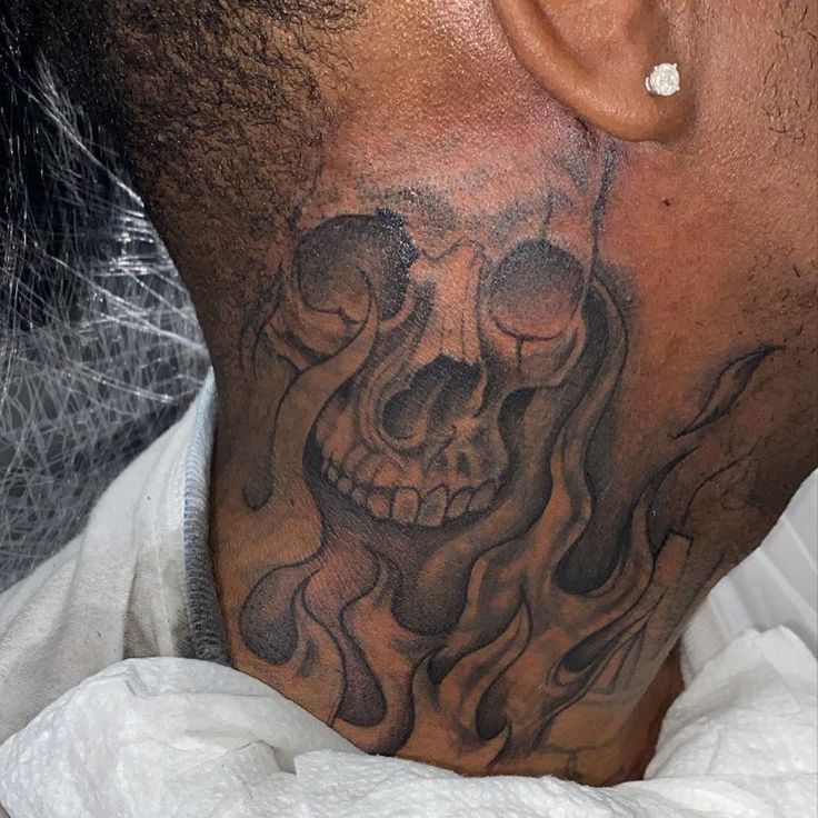 25 Cool Looking Neck Tattoo For Men Neck Tattoo Tattoos For Guys