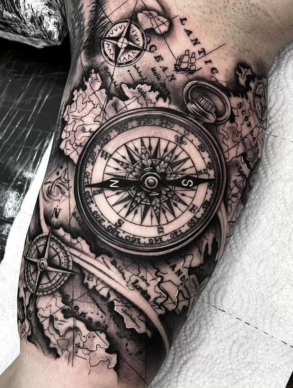 28 Compass Tattoos With The Maritime Meanings Tattooswin Compass Tattoo Design Compass