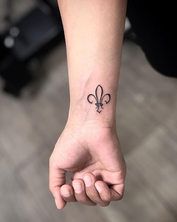 30 Latest Fleur De Lis Tattoo Designs You Must See