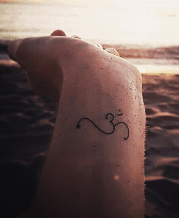 30 Small Tattoo Designs With Very Powerful Meanings Feminatalk