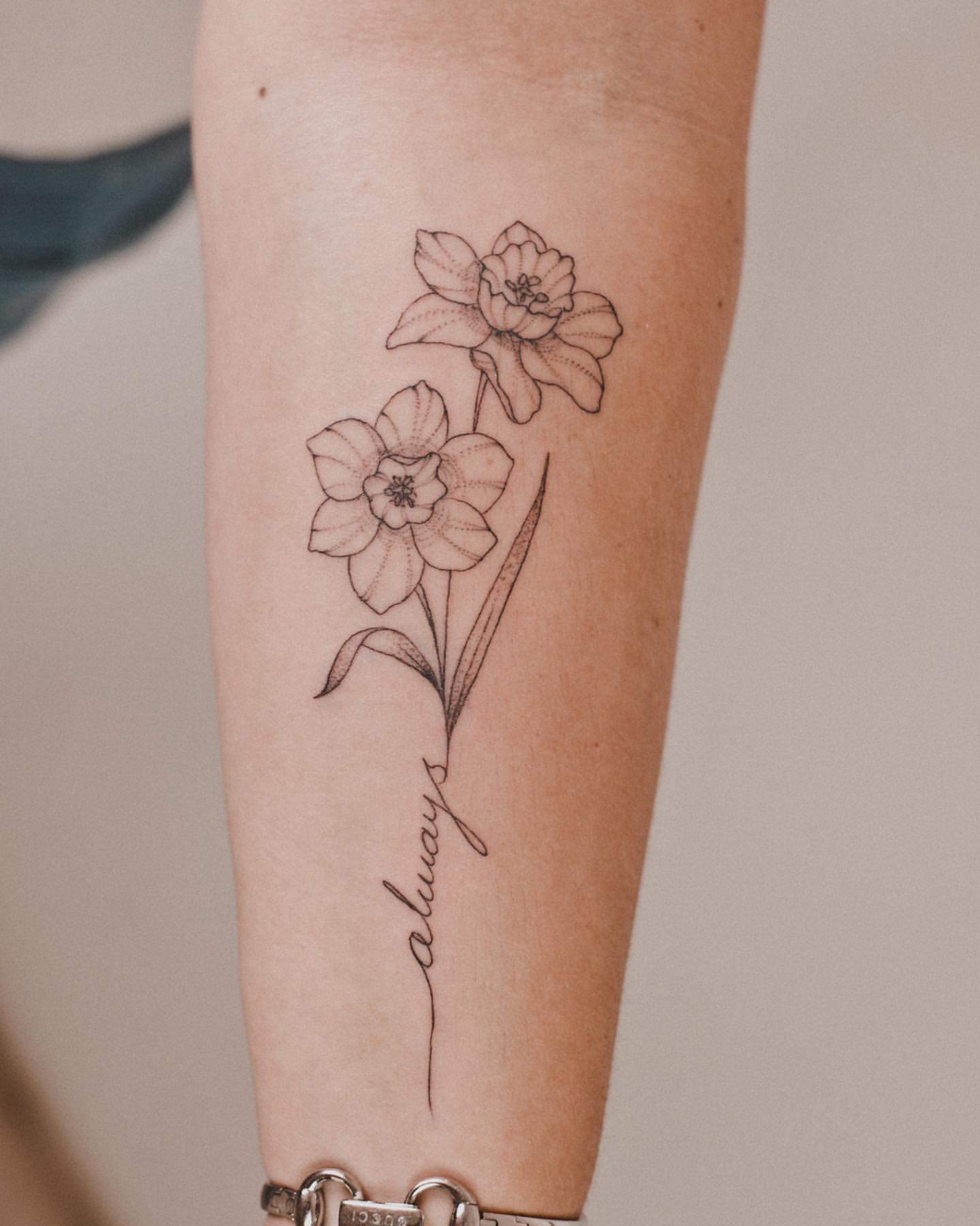 31 Beautiful Daffodil Tattoo Ideas For Men Women In 2023