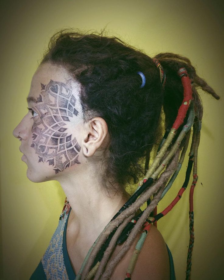 40 Unexpected Unique Face Tattoo Designs And Ideas Enjoy Frauengesicht Tattoo Einzigartige