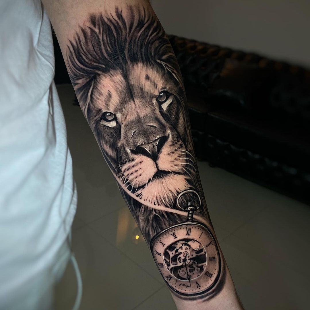 50 Awesome Small Lion Tattoo Ideas