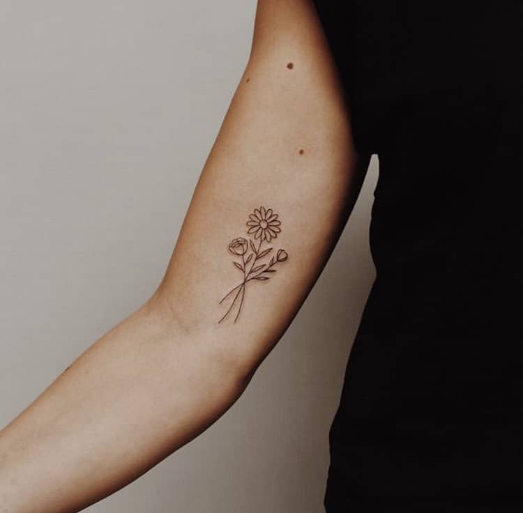 50 Minimalist Fine Line Tattoo Ideas For Women 2025 Picks