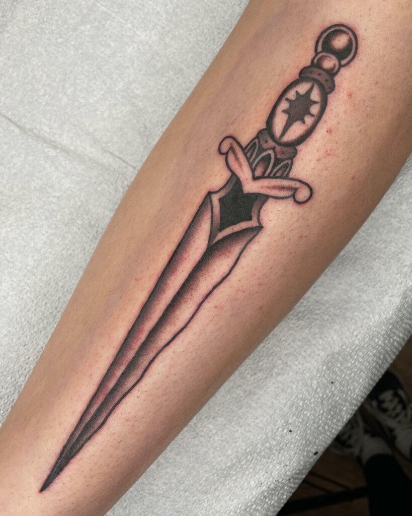 50 Traditional Dagger Tattoo Designs Ideas 2018 Tattoosboygirl