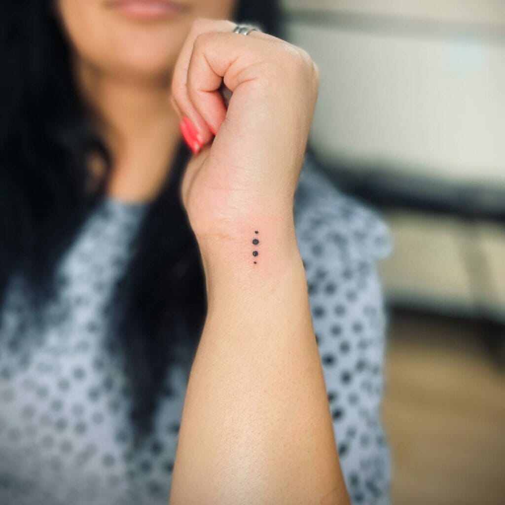 62 Impressive Dot Tattoo Ideas That Are All The Craze