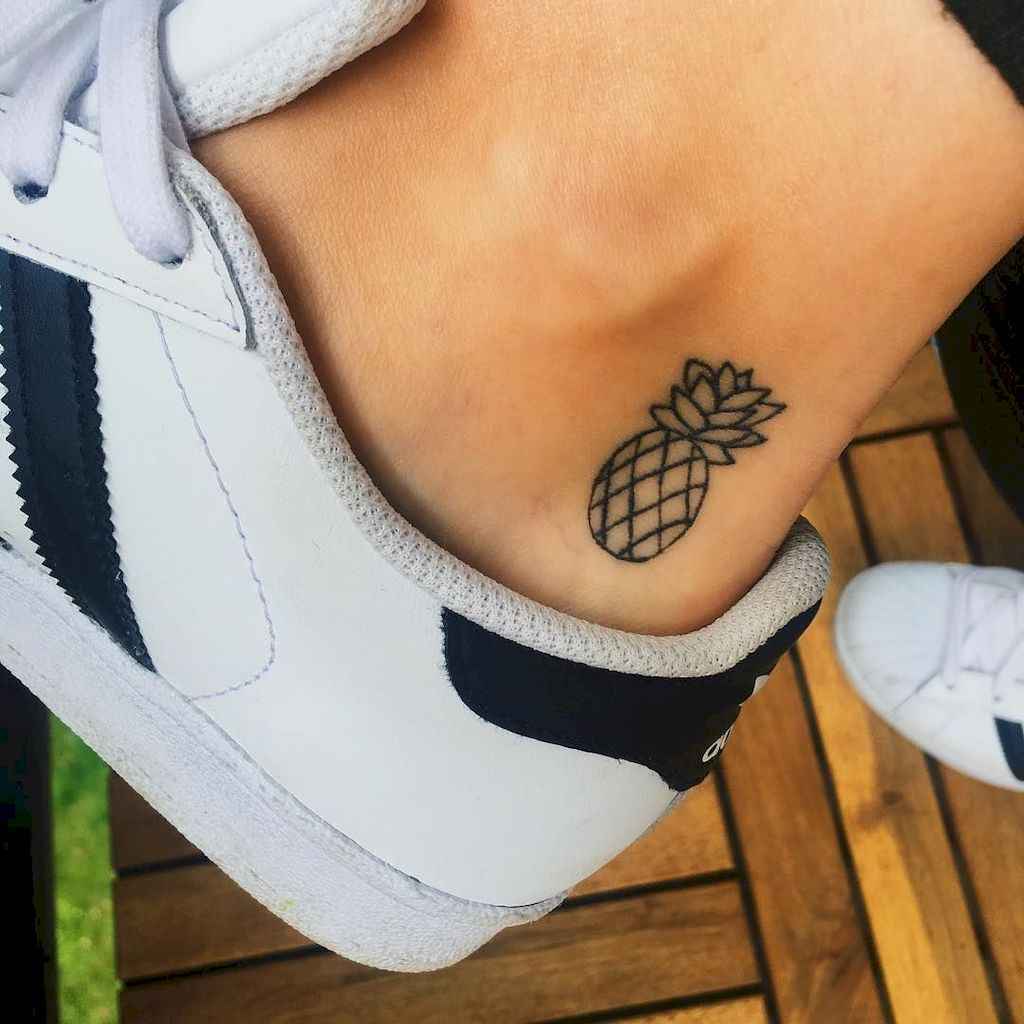 62 Minimalist Tattoos For Every Gir Shell Tattoos Seashell Tattoos