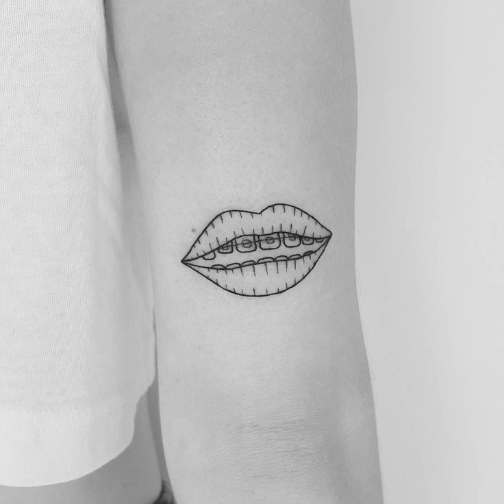 75 Inspiring Minimalist Tattoo Designs Subtle Body Markings With Deep