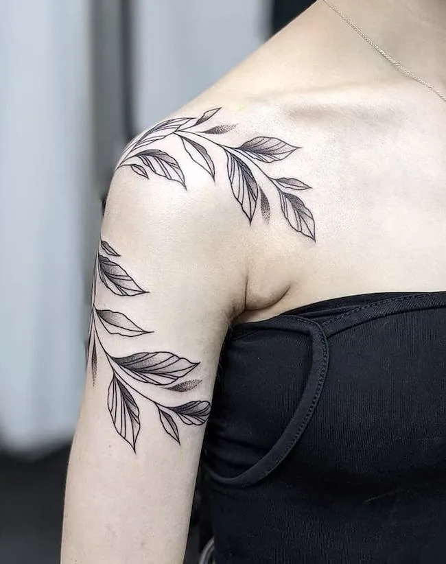 Aggregate 84 Shoulder Tattoo Designs Female Best Vova Edu Vn