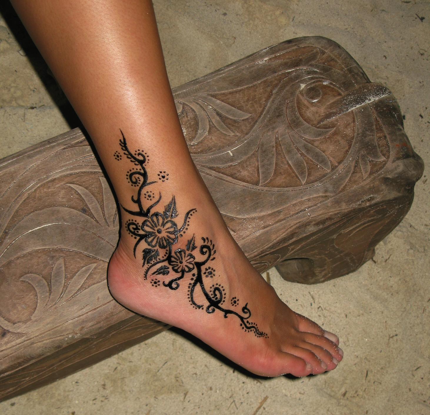 Beautiful Anklet Tattoo Designs For Girls Ladies Ankle Tattoo For