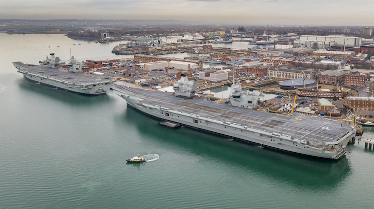 Britain S Last Aircraft Carrier Royal Navy Commissions Second Queen