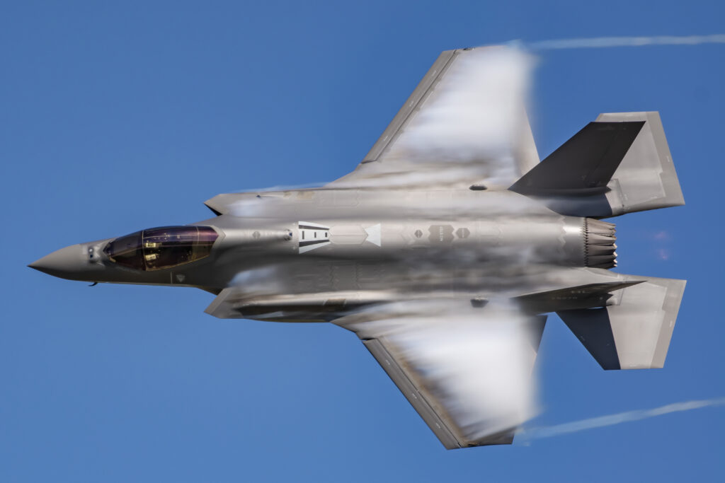 Canada S Dnd Receives Approval To Buy 16 F 35S For 7B Sources Skies Mag