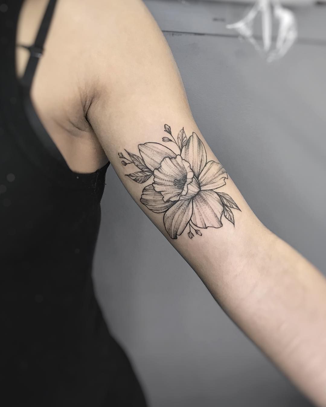 Daffodil Tattoo Small Female