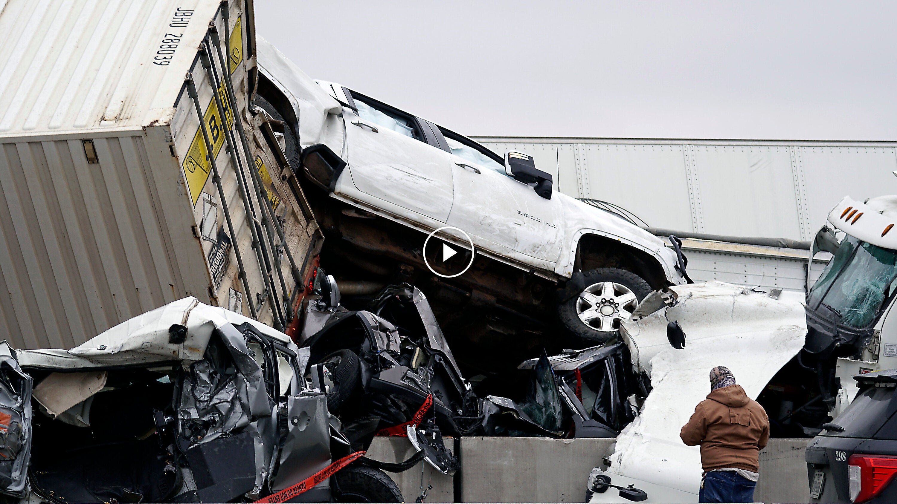 Deadly Car Crash Kills 7 People On Interstate 5 In Oregon