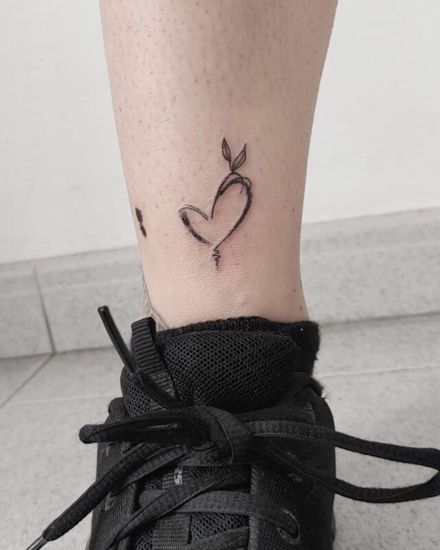 Discover More Than 78 Heart Tattoos For Girls Latest Thtantai2