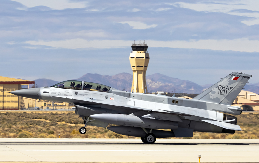 Dvids Images First F 16 Block 70 Arrives At Edwards Afb For Test Campaign Image 3 Of 4