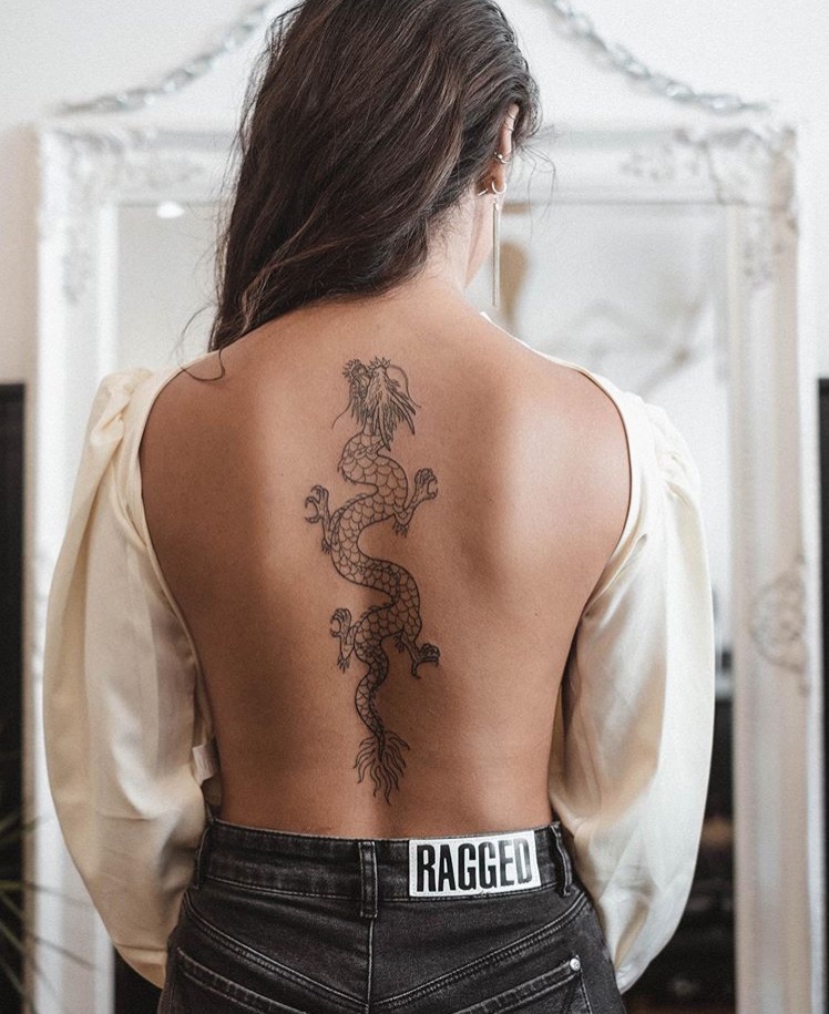 Elegant Spine Tattoos For Women