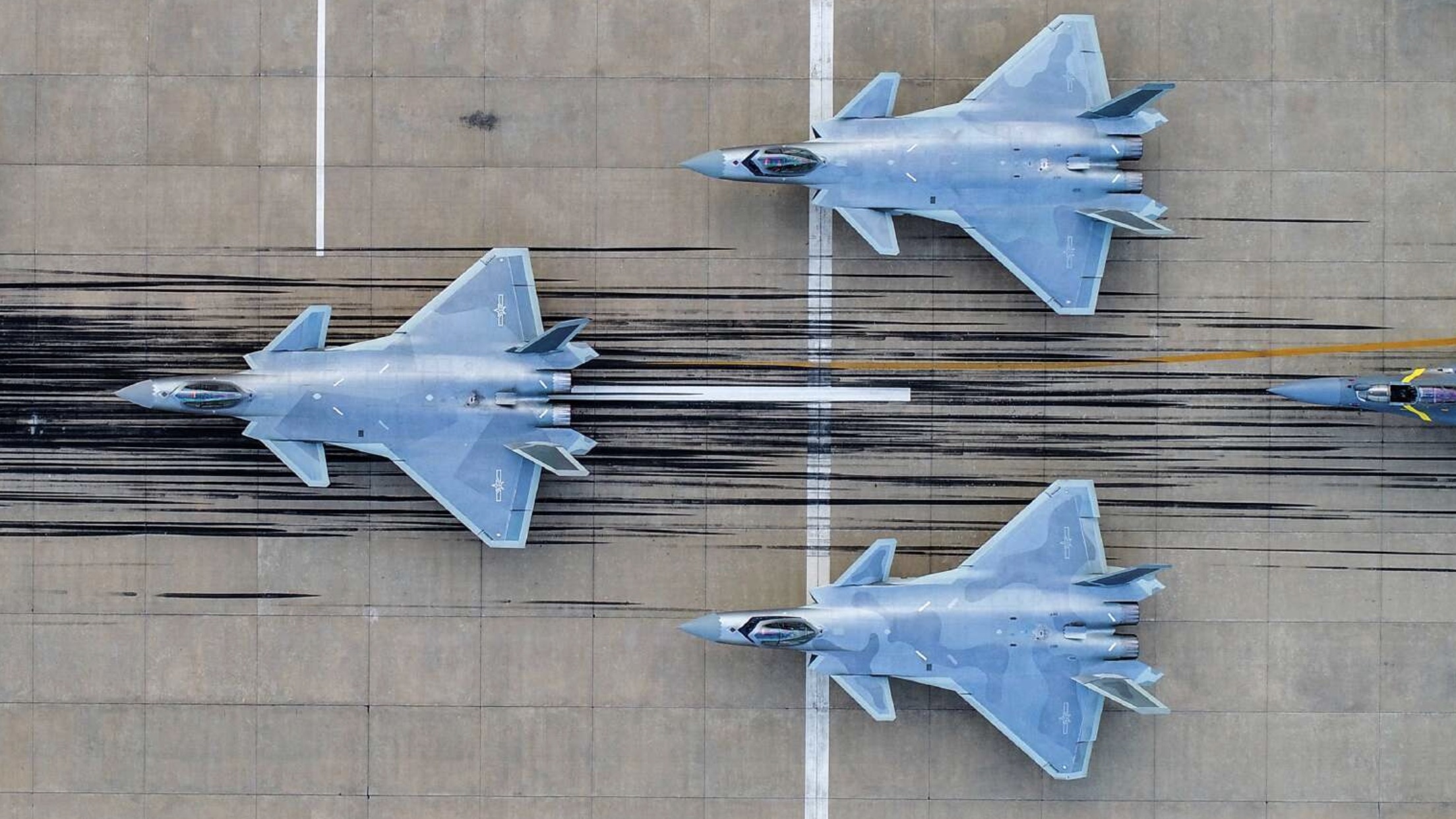 J 20 Mighty Dragon China S First 5Th Generation Fighter One Of The 10