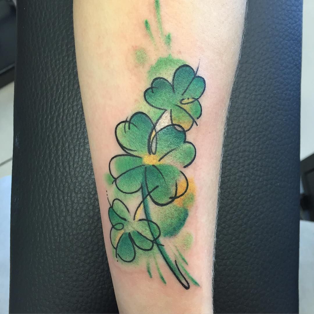 Lovely Green Clover Tattoo