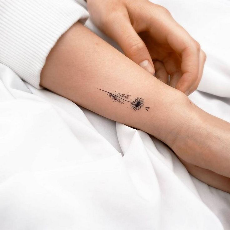 Minimalistische Tattoos 25 Der Coolsten Ideen Im Berblick