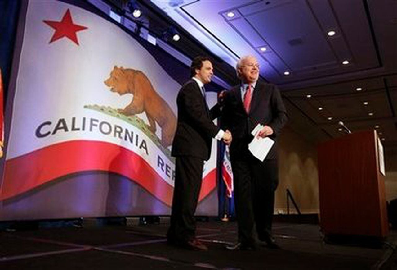 Photos And Pictures New York September 2 2004 Republican Party For California Governor