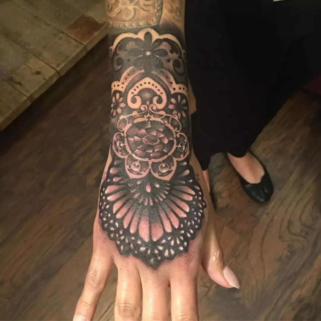 Explore Stunning Hand Tattoo Designs: Get Inspired Now