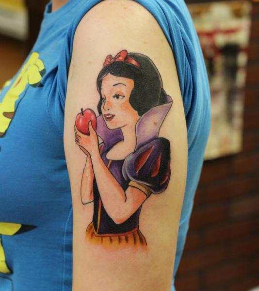 Pin By Laurette Mccracken On Tattoos Snow White Tattoos White Tattoo