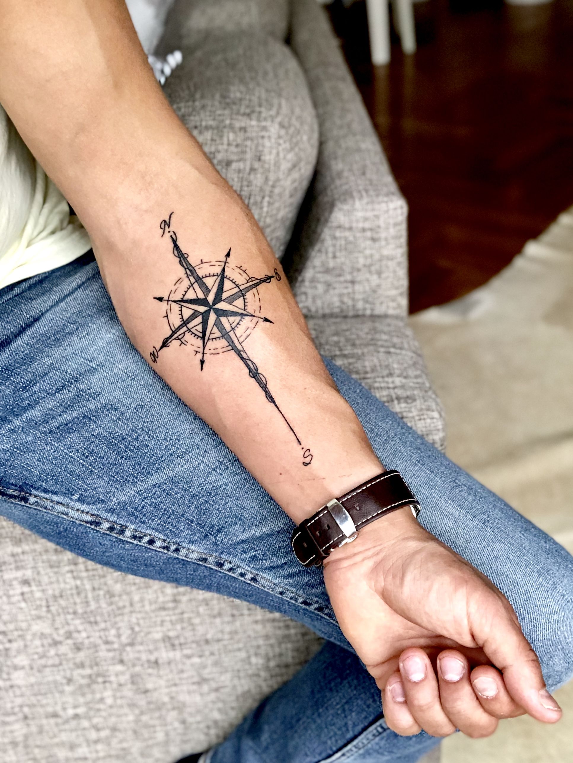 Pin On Tattoo Compass Tattoo Forearm Compass Tattoos Arm Compass