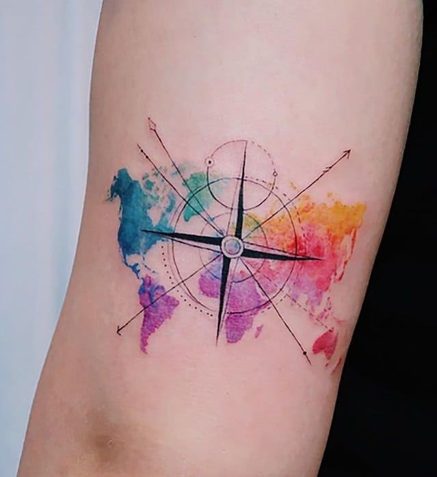 Pirate Of The Caribbean Compass Tattoo Tattoos Compas Tattoo