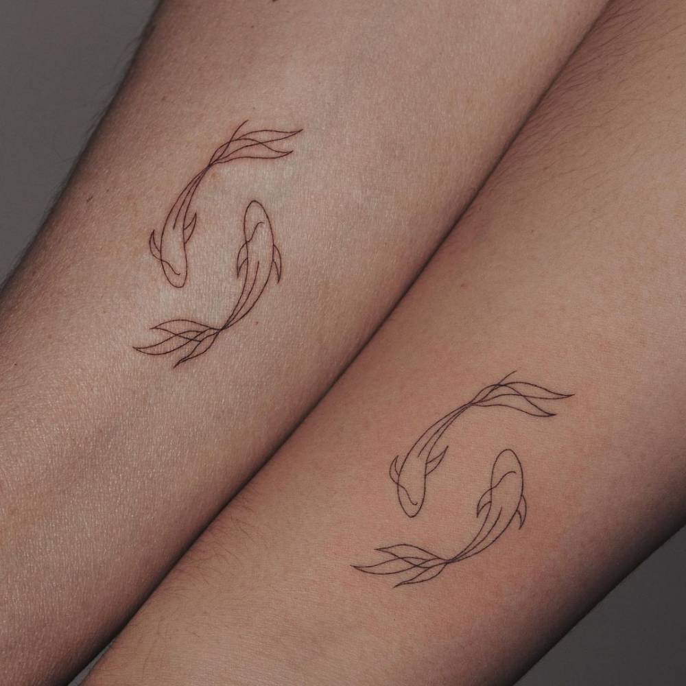 Pisces Tattoo Minimalist