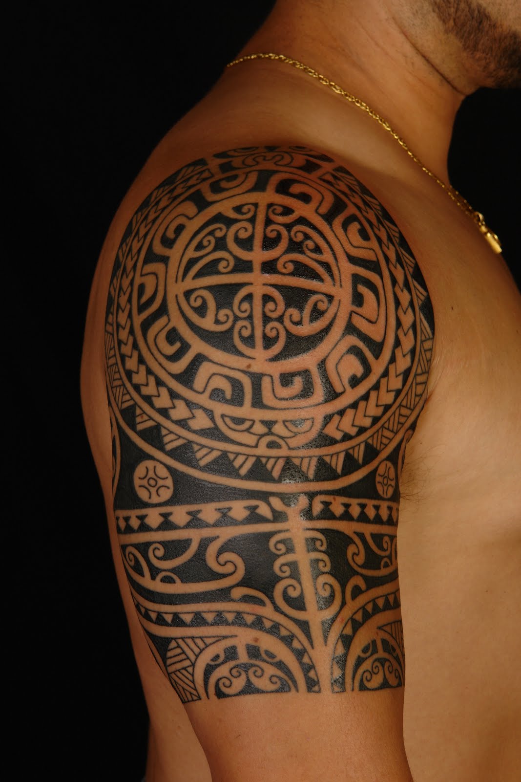 Polynesian Style Shoulder Tattoo By Mcdelberto On Deviantart