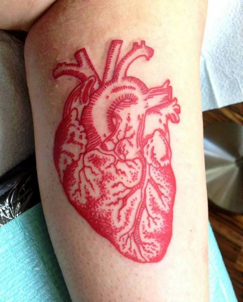 Red Ink Heart With Roses And Ribbon Tattoo On Man Right Side Rib