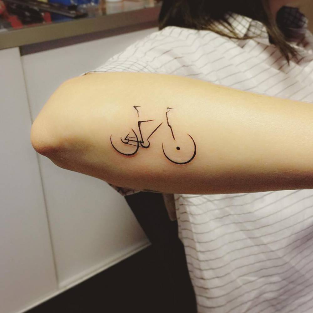 5 Simple Bicycle Tattoo Designs for Every Cyclist