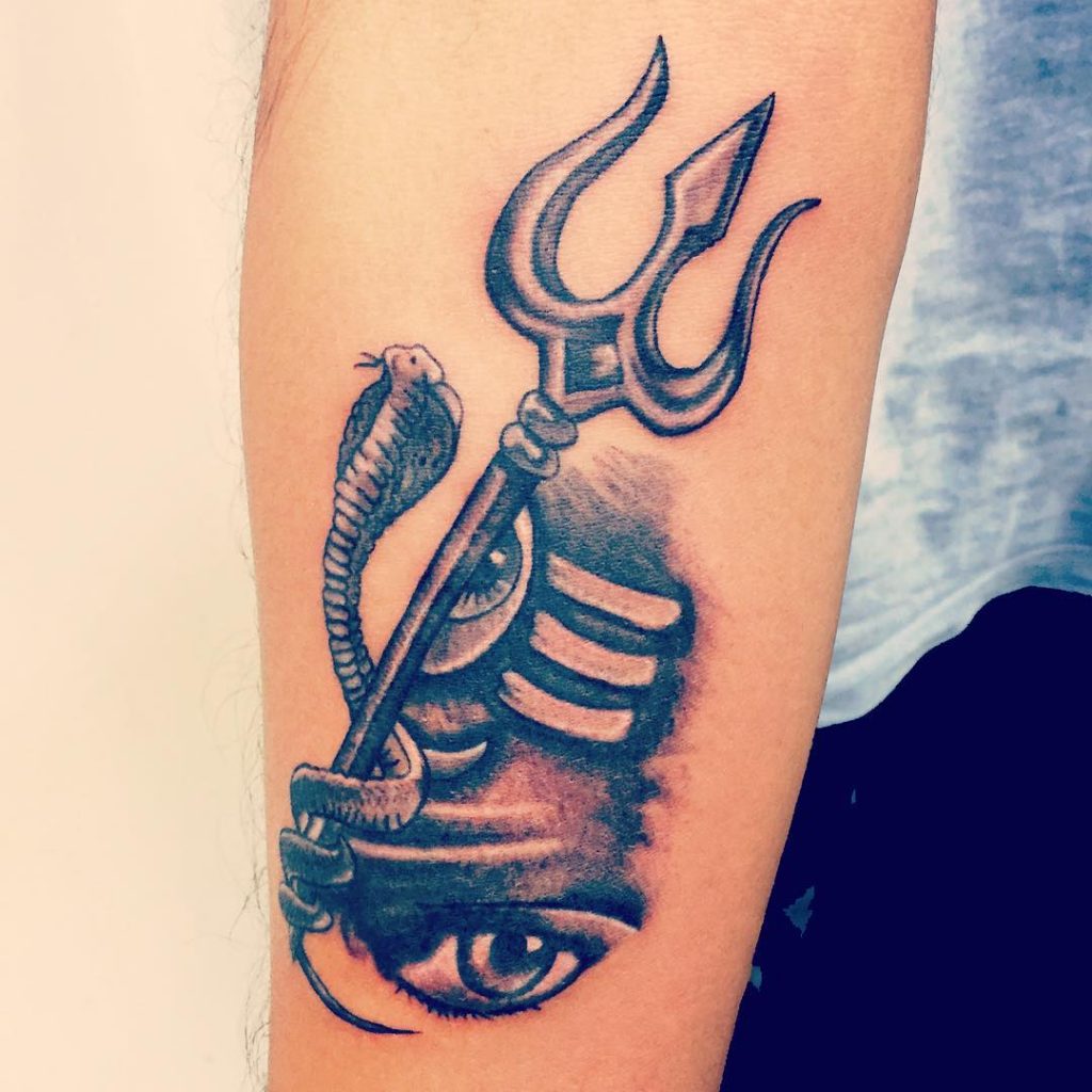 10 Simple Shiva Tattoo Designs You'll Love