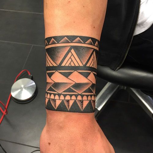 5 Minimalist Tribal Tattoo Ideas for Men