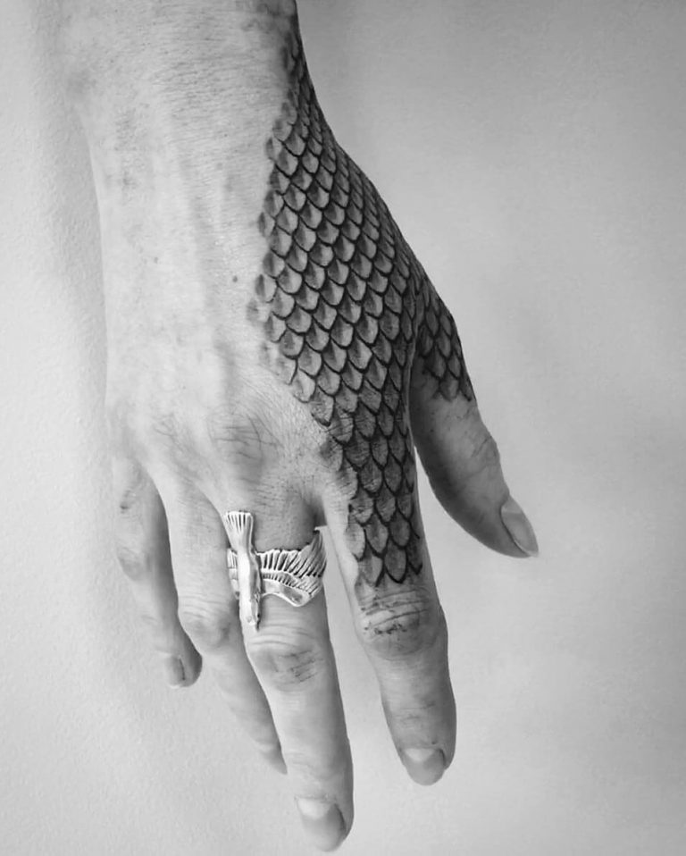 5 Stunning Snake Scales Tattoo Designs to Inspire You