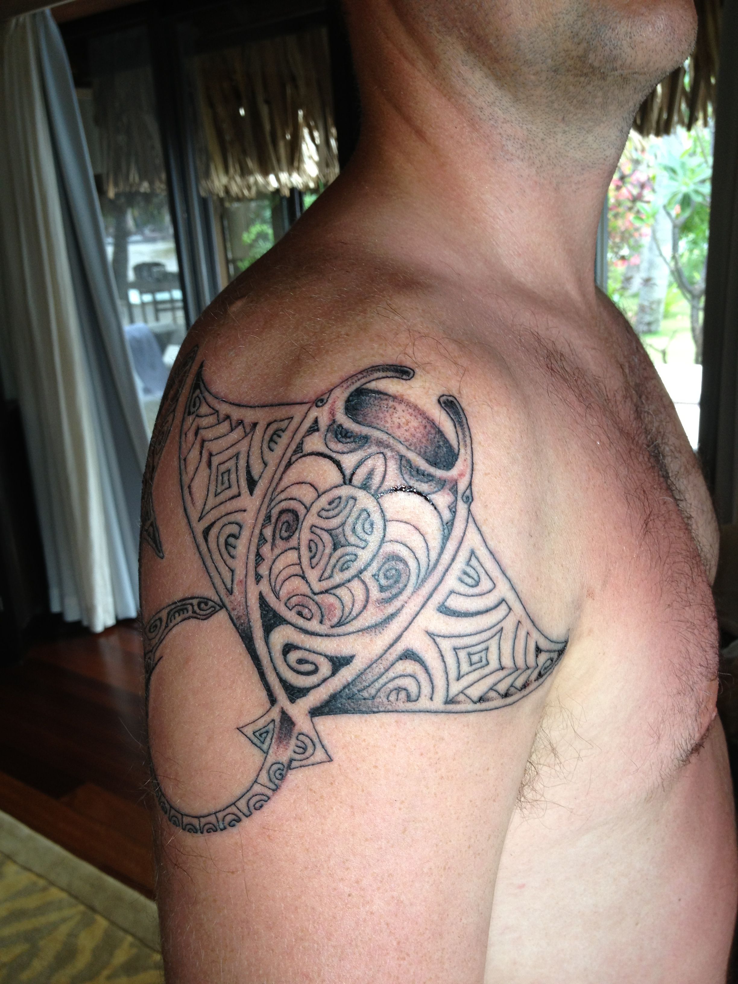 Tahitian Tattoo Bora Bora Side View Tahitian Tattoo Tattoos