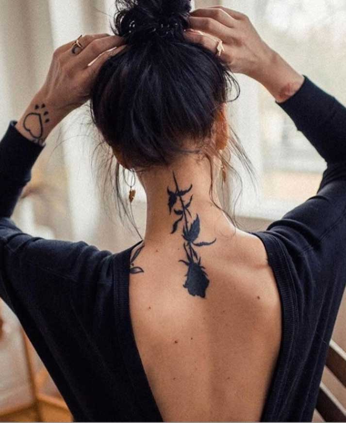 7 Stunning Back Tattoo Designs for Women