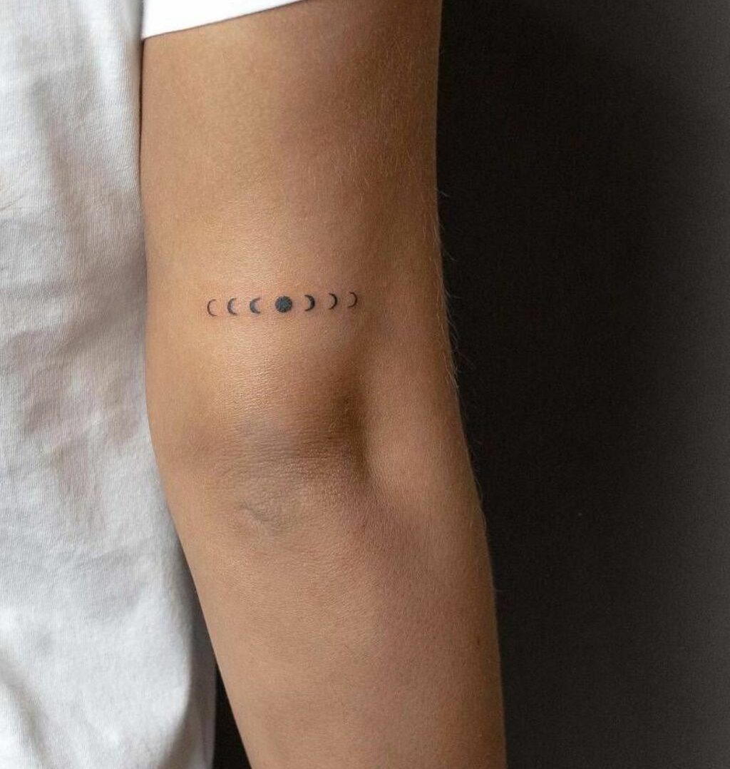 Tattoo Ideas Minimalist Minimalisttattoos In 2020 Word Tattoos On