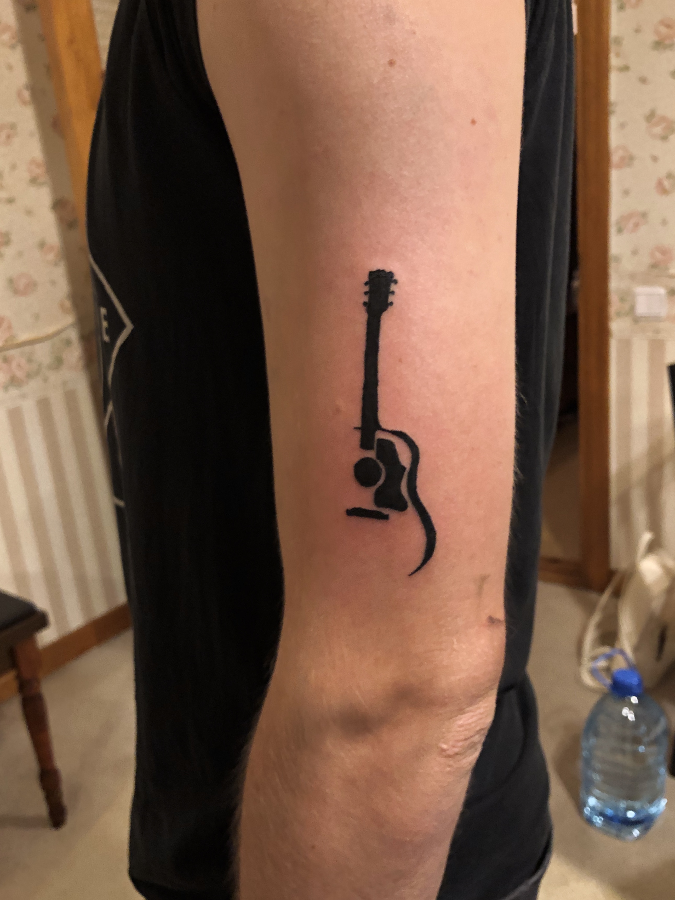 Update 101 About Easy Guitar Tattoo Designs Best In Daotaonec