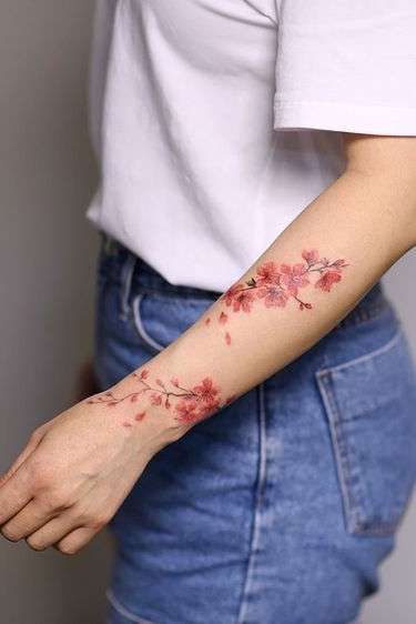 Your Tattoo Is Gone Without A Trace In 60 Days Subtle Tattoos Flower Wrist Tattoos Tattoos